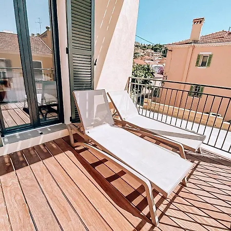 4 Pièces Rénové Terrasse Coeur De Ville *